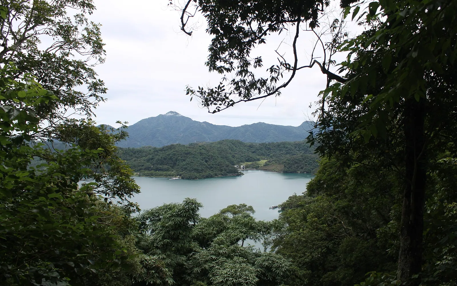 Ci'en Pagoda, Sun Moon Lake