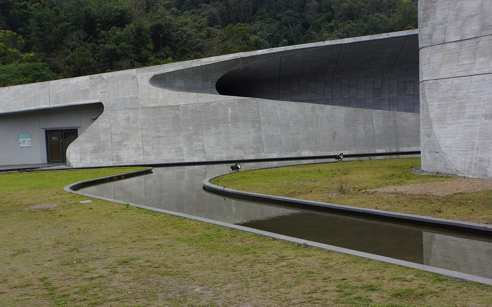 Xiangshan Visitor Center, Sun Moon Lake